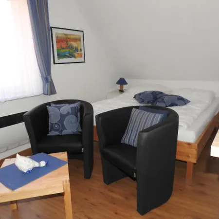 Apartment Mit Wohlfuhlgarten D 17 Busum