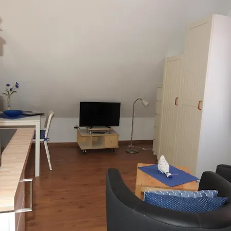 Mit Wohlfuhlgarten D 17 Apartment *